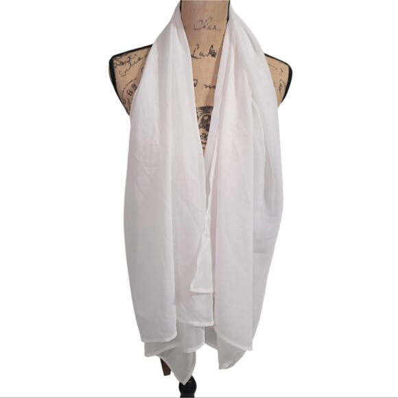 Gianni Bini Elegant White Scarf - Picture 3 of 5